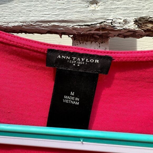 EUC Ann Taylor Top - Picture 4 of 4